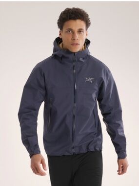 Arcteryx Jacket (Rain coat - waterproof) Men's Medium, Navy